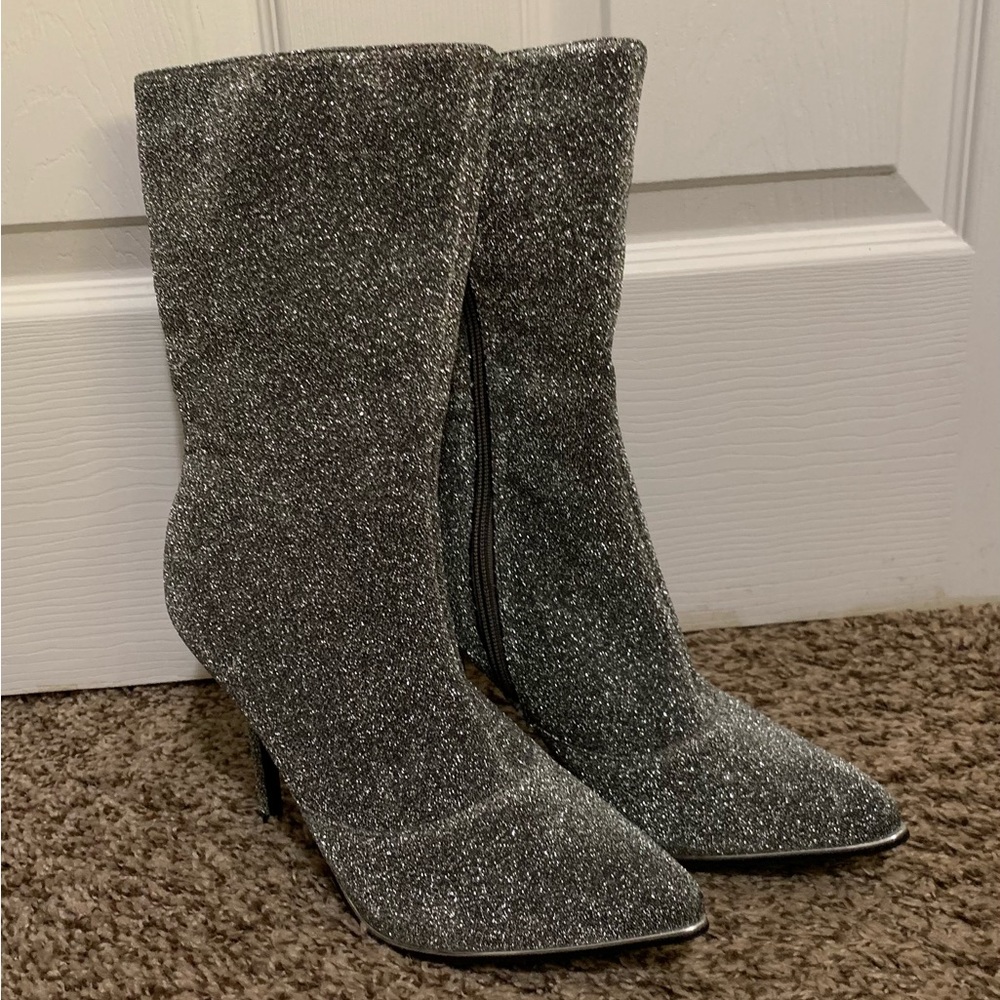 Nicole Miller Metallic Silver Heeled Boots Women’s Glitter